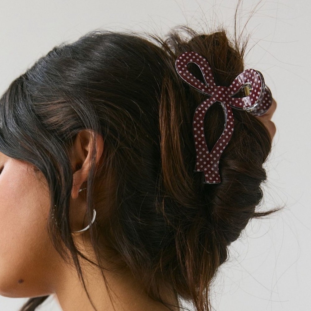 Pom Polka Dot Draped Bow Resin Claw Hair Clip - Picture 3 of 4